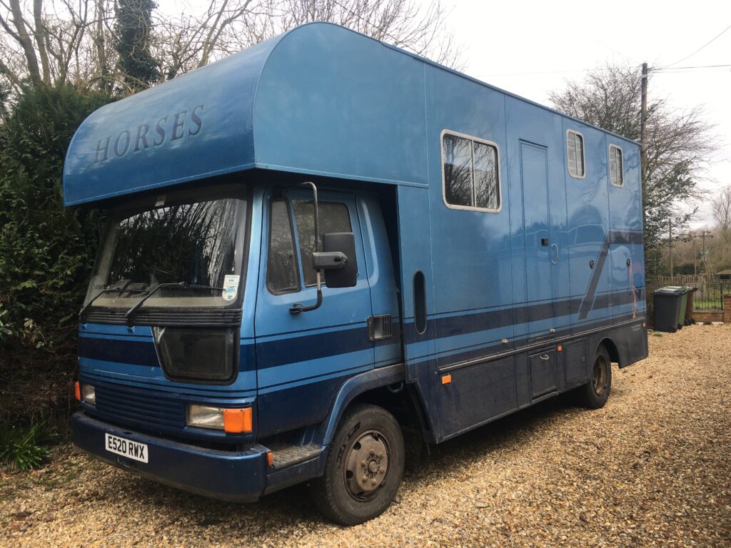 Horse Lorry Conversion - Woodmad